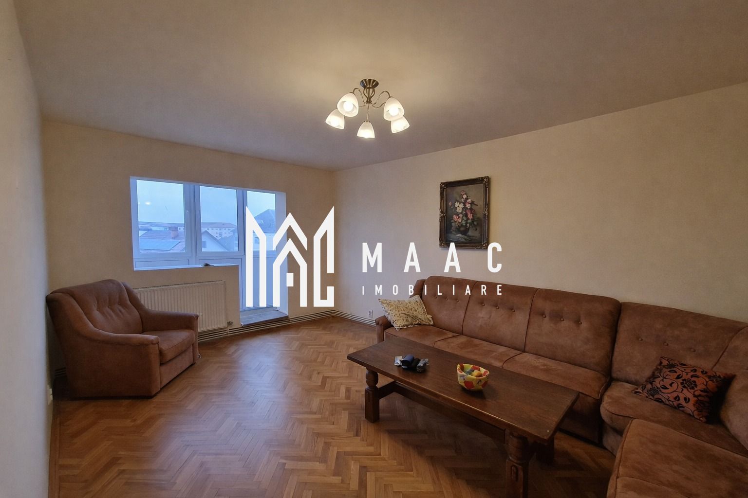 Apartament 4 Camere | 2 bai | 2 balcoane | Pivnita | Central - Poză 1