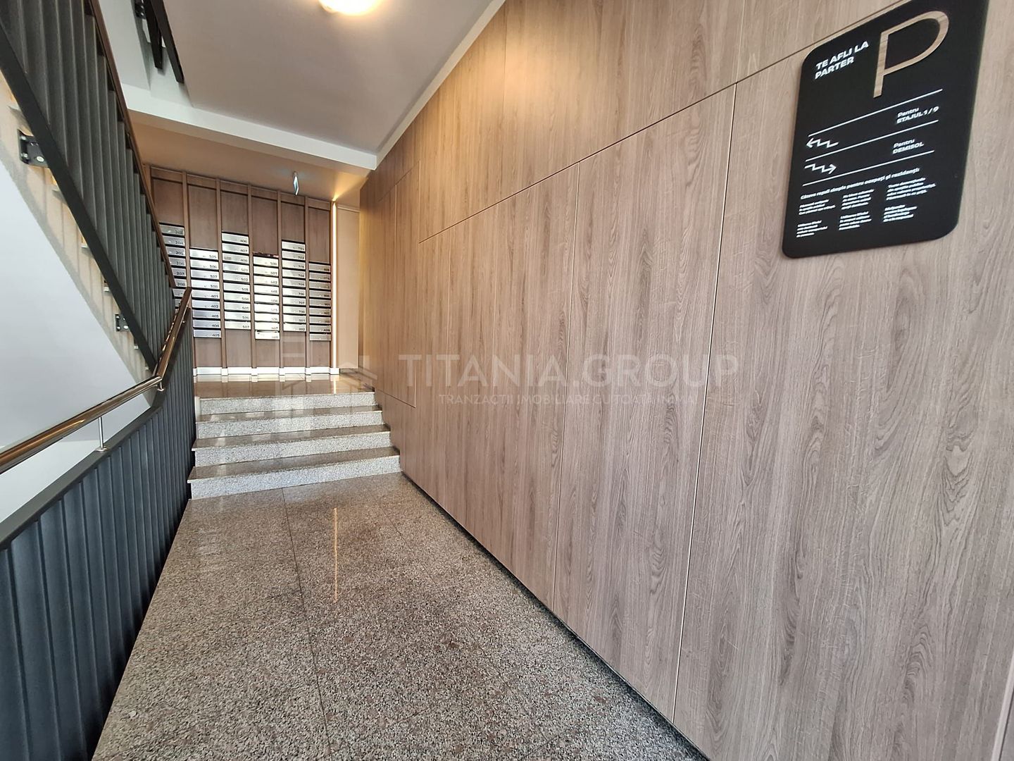 Apartament modern, cu loc de parcare si boxa - Kasper Coresi - Poză 18