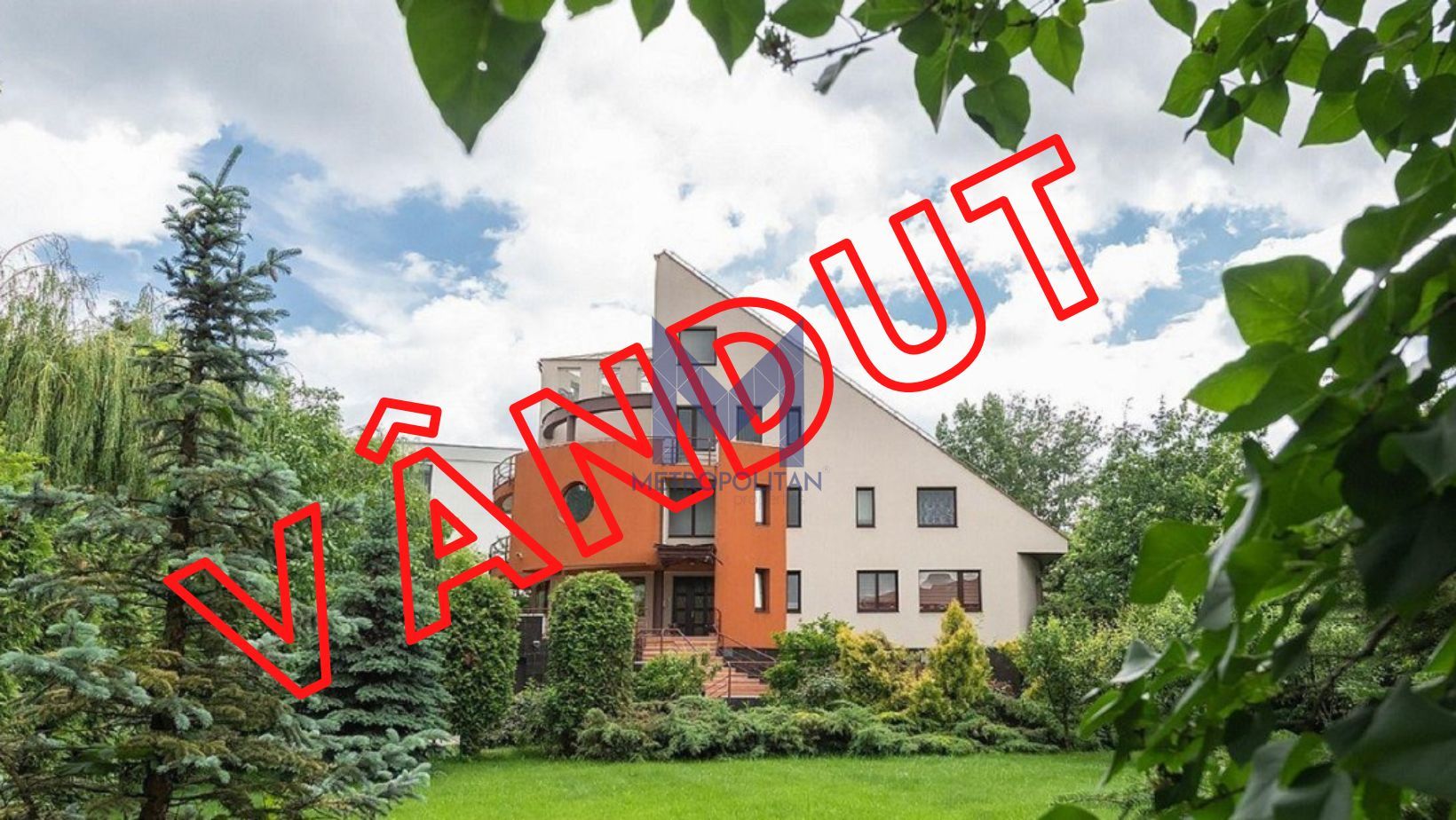 Vilă cu 1.350 mp teren în mijlocul orașului Grădina Botanică - Poză 1