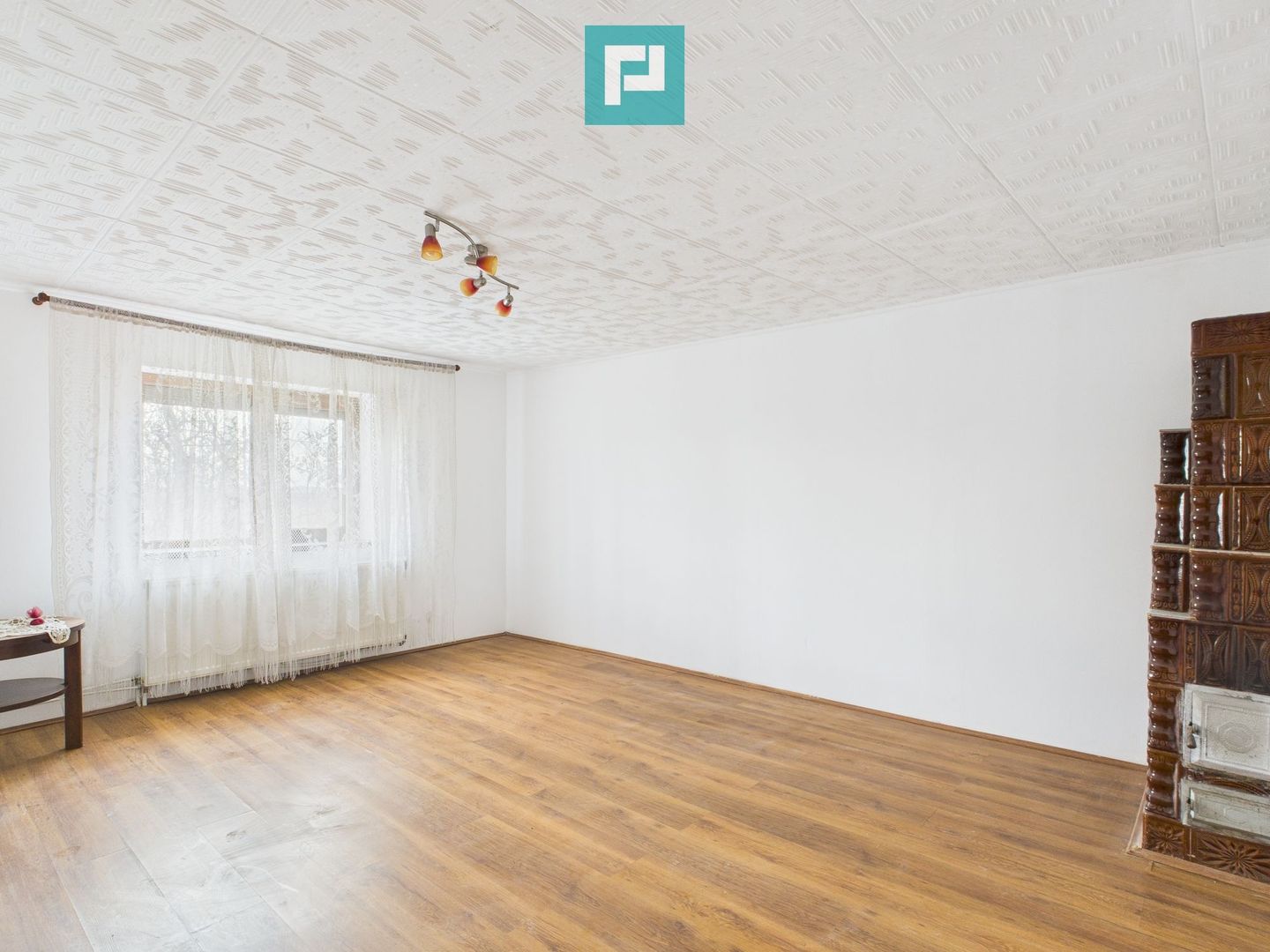 Casă cu teren 930 mp în Becicherecu Mic - Poză 6