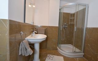 APARTAMENT SPATIOS CU 4 CAMERE LA INCHIRIERE LANGA PARCUL HERASTRAU - Poză 7