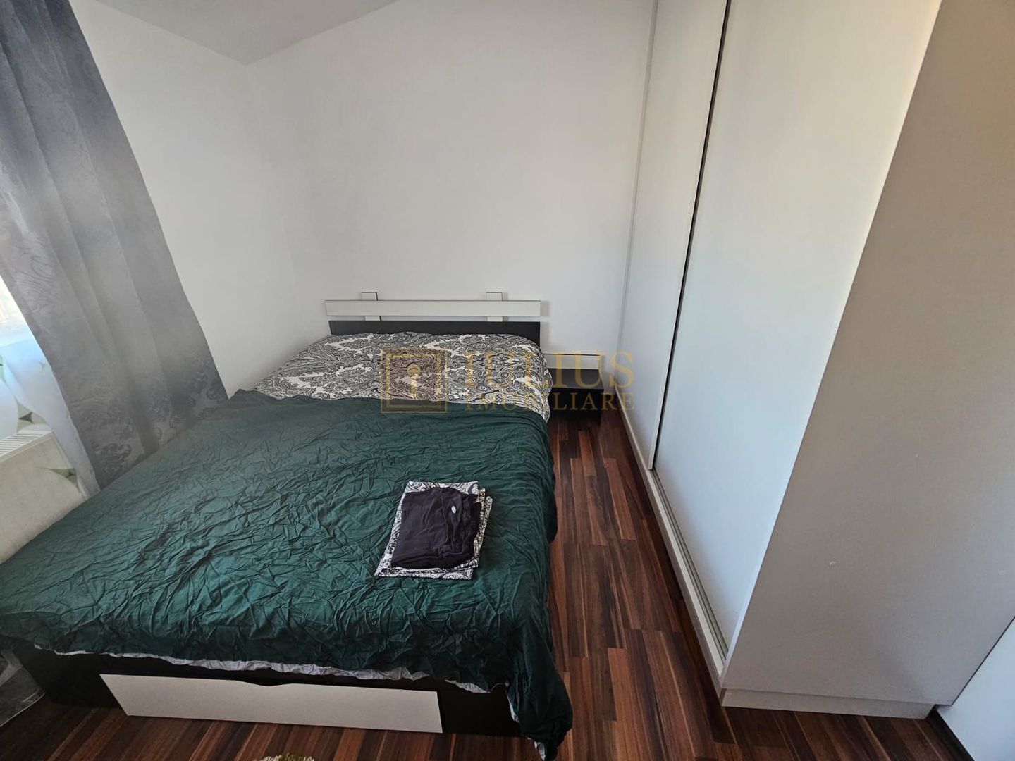 3 camere, zona centrala, centrala proprie, ideal pentru studenti, familie - Poză 2