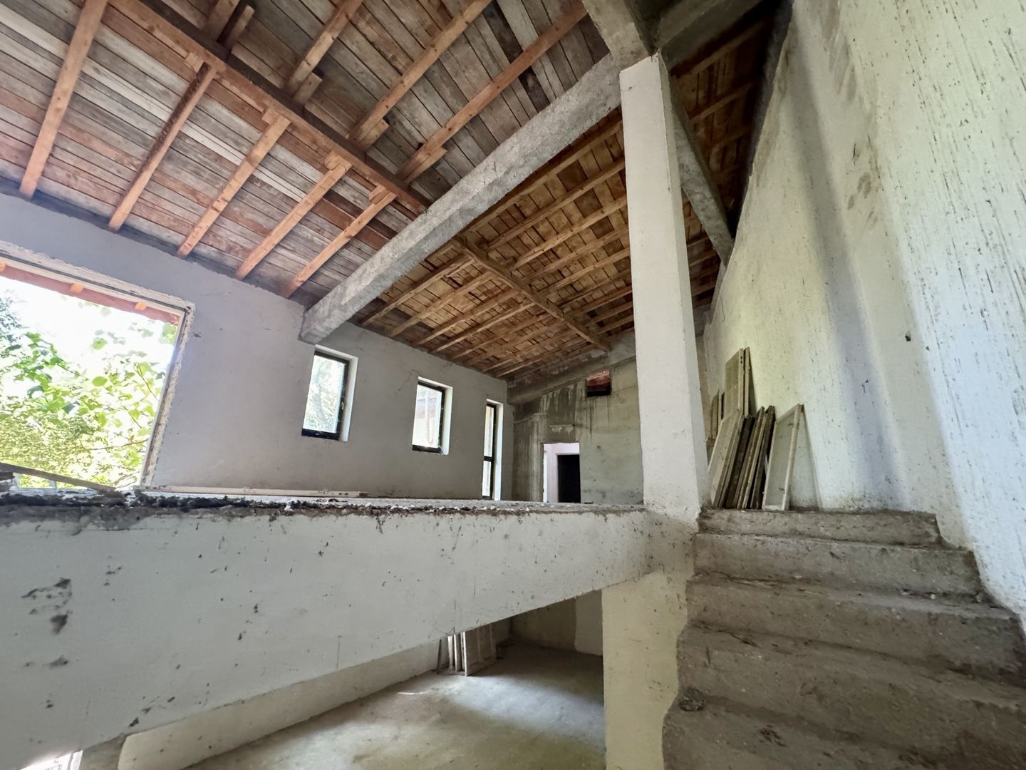 OPORTUNITATE RARA - imobil central, multifunctional, curte PROPRIE - Poză 22