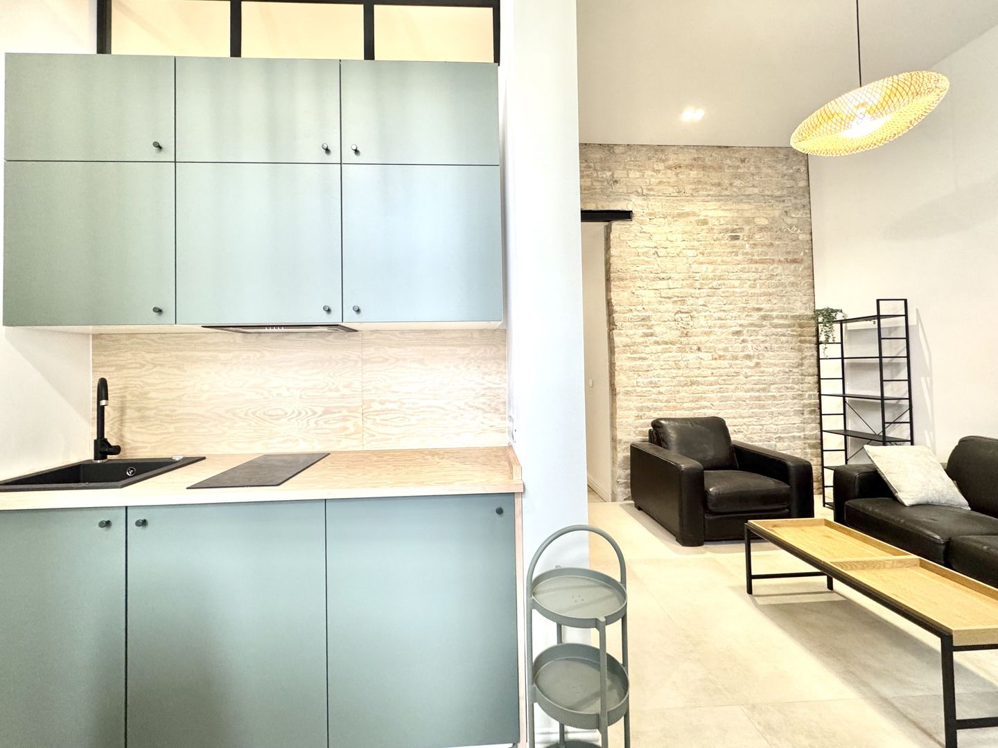 Apartament 2 camere, primitor si cochet, prima închiriere, Piața Maria - Poză 6