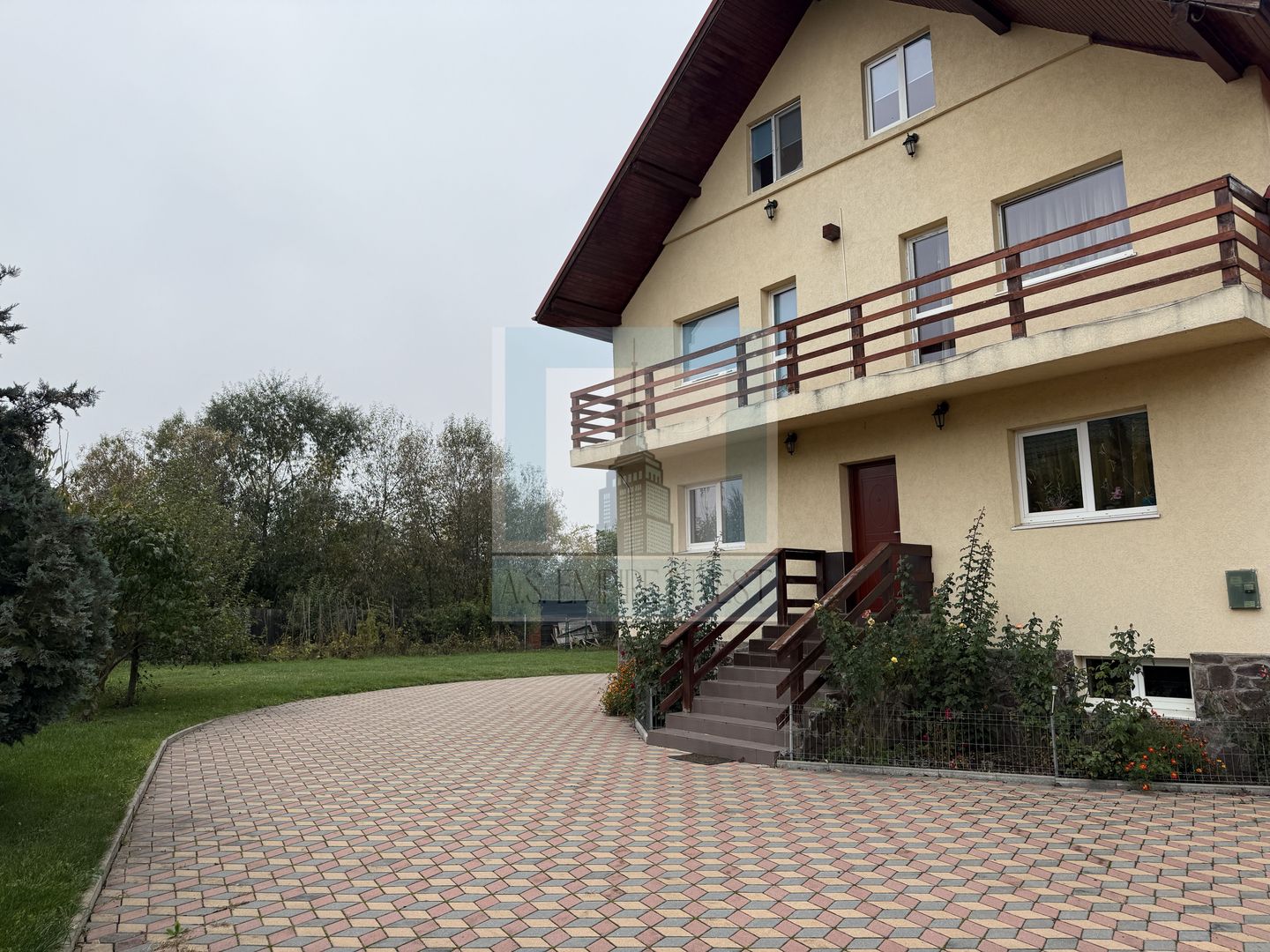 Casa/Villa 8 camere, 1100 mp teren - zona Ultracentral/Sanpetru - Poză 6