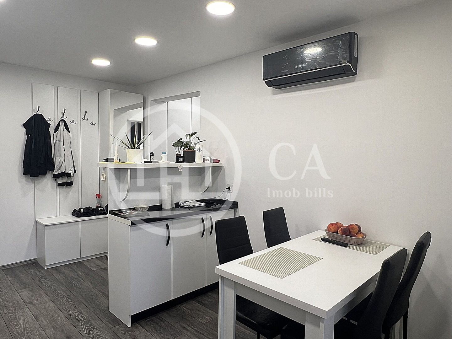 Apartament cu 2 camere de vanzare Rogerius Oradea - Poză 3