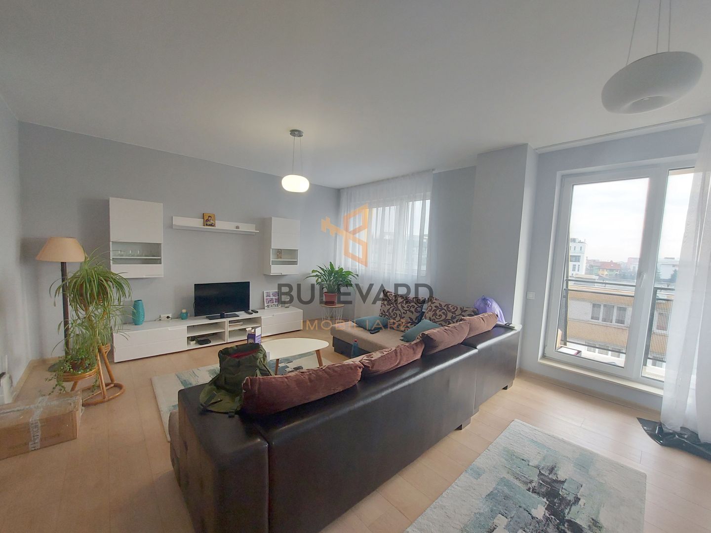 Apartament cu 2 camere+parcare la 5 minute de Iuliuis Mall! - Poză 1