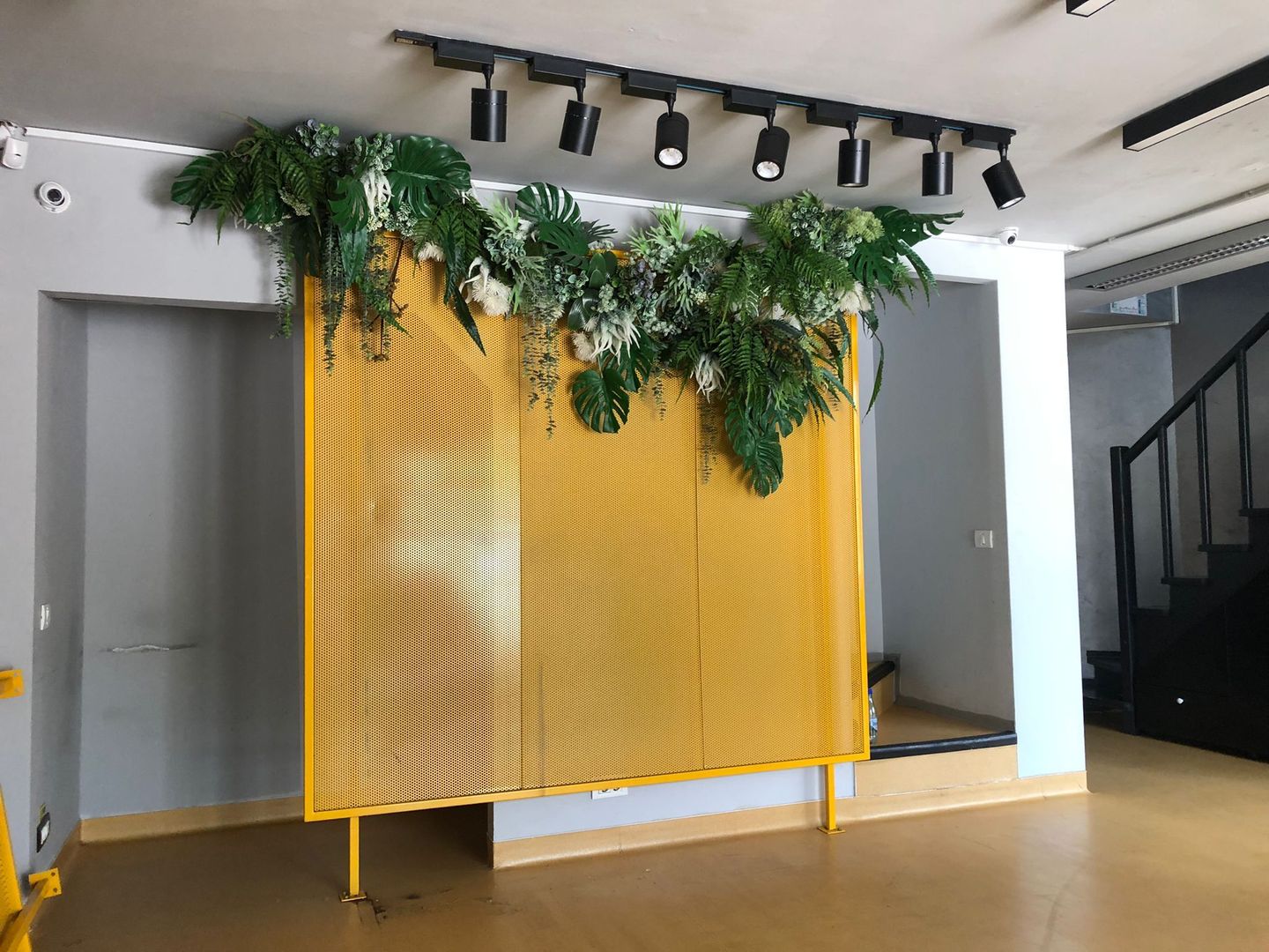 Spatiu comercial stradal || Zona Blvd Decebal || Terasa 110Mp  || Video - Poză 1