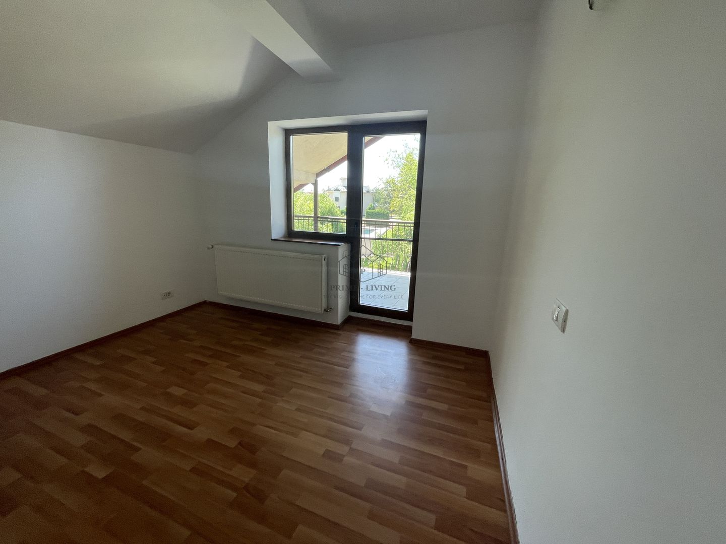 VILA CU 5 DORMITOARE IN COMPLEX REZIDENTIAL - Poză 19