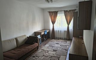 aartament de 3 camere de inchiriat - Poză 1