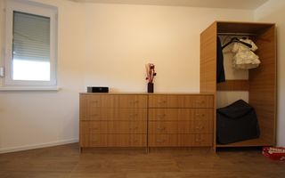 Casa in Blascovici, 5 camere + 3 bai, centrala proprie - Poză 21