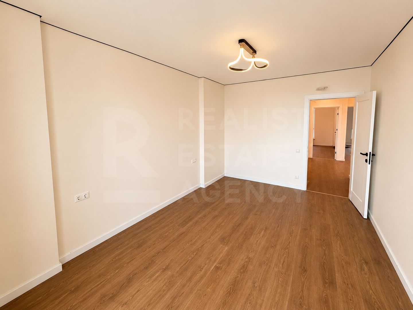Vânzare, apartament 3 camere, bd. Renașterii,  Râșcani. - Poză 7