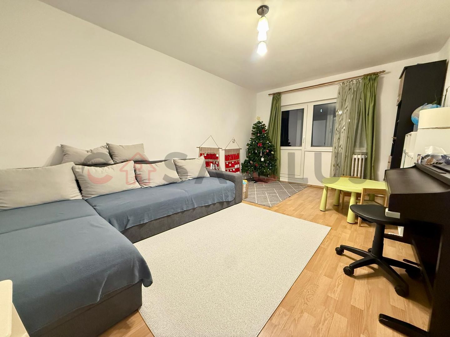 3 camere, etaj intermediar, la cheie, Zorilor!! - Poză 1