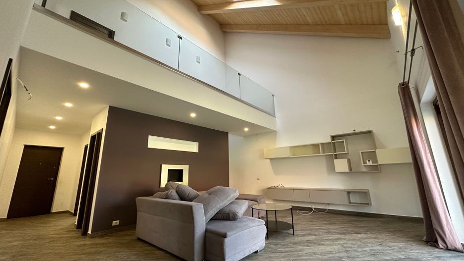 CASA SPATIOASA  CU GARAJ SI TEREN DE 600 MP - Poză 24