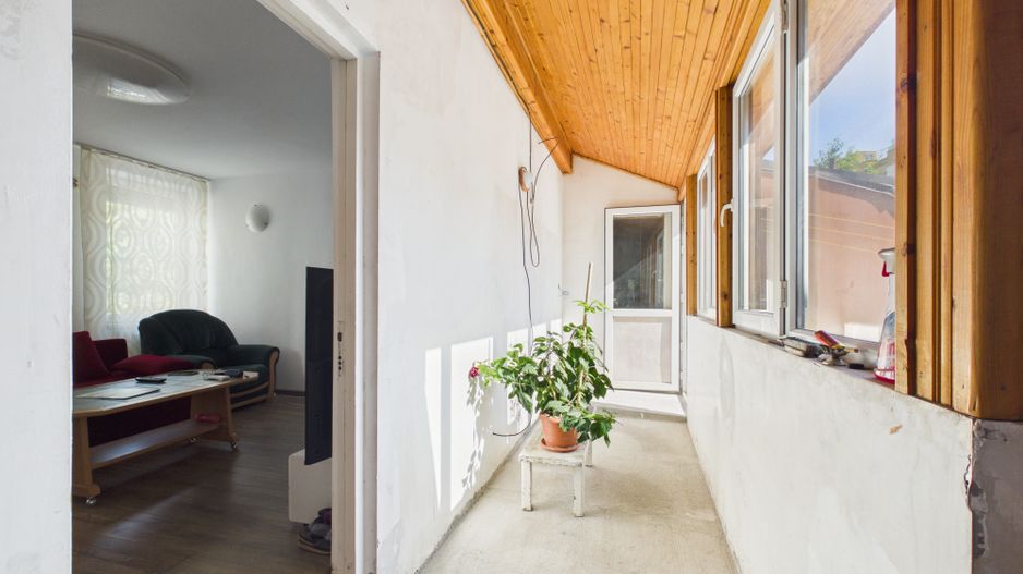 Casa cu 8 camere de vanzare | rezidential si comercial | Nerva Traian - Poză 15