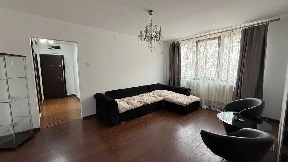 Apartament 3 camere aproape de metrou Valea Ialomiței-bloc reabilitat - Poză 1