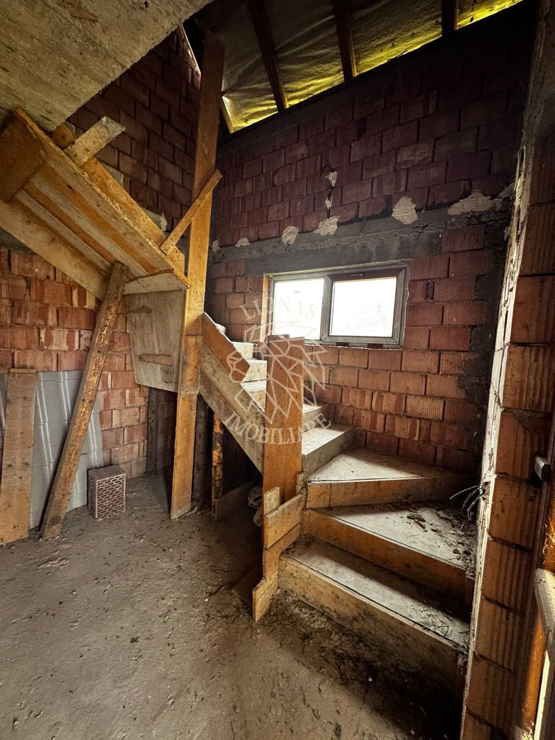 Casa 5 camere 173 mp-3 balcoane-terasa-garaj-Beclean - Poză 5