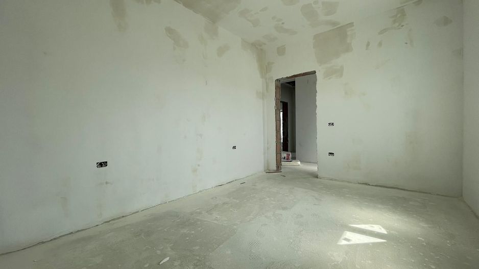 Duplex cu 3 dormitoare pe parter la cheie Mosnita Noua - Poză 5