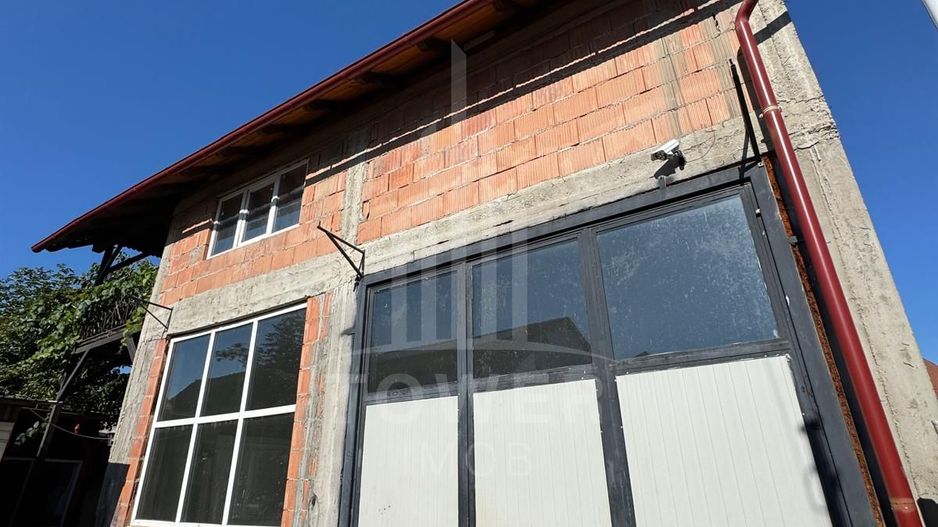 Două case la roșu în curte – Zona turistică Ocna Sibiului - Poză 8