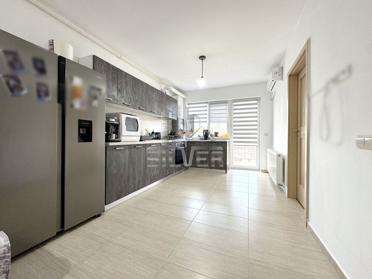 Apartament cu 2 camere/46mp/parcare/Plopilor Floresti. - Poză 2