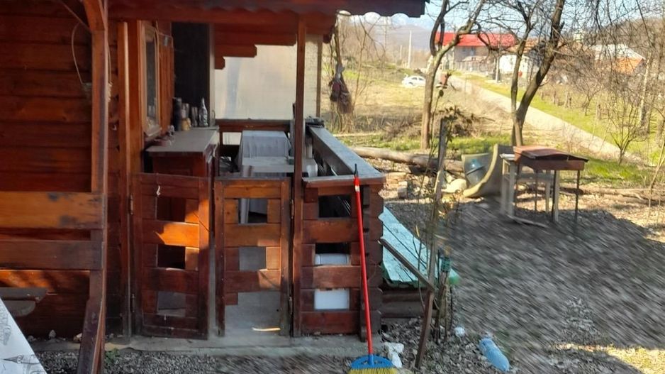 Spre vanzare cabana+ teren intravilan 1050mp-zona Pausesti Maglasi - Poză 3