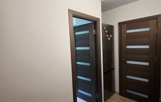 3 CAMERE, DAMBOVITA, PARTER