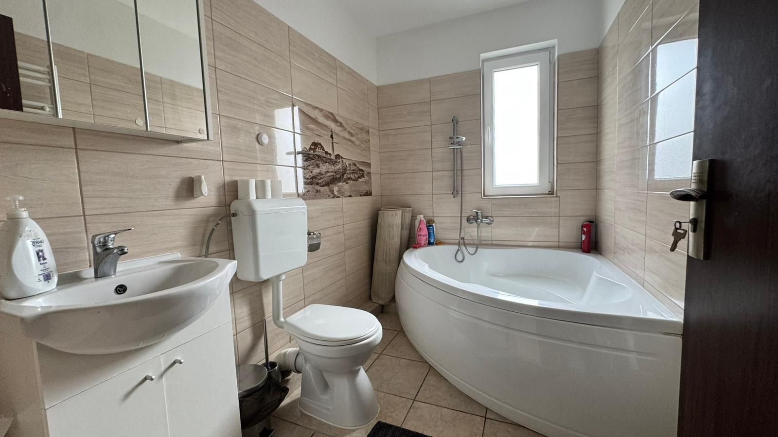 COMISION 0% | Duplex Mobilat Cu 4 Camere | Giroc | 90 mp | Teren 200mp - Poză 13