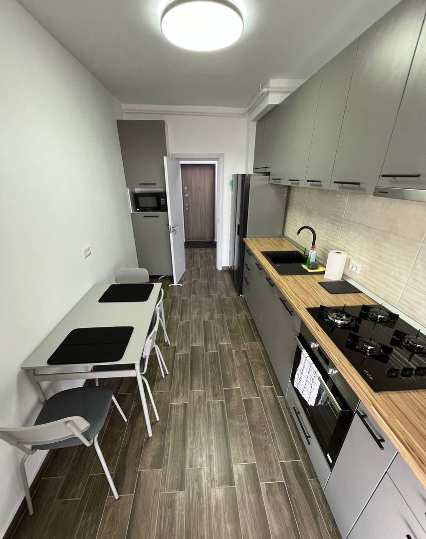 Apartament 2 camere cu terasă, parcare subterană, mobilat complet - Poză 14