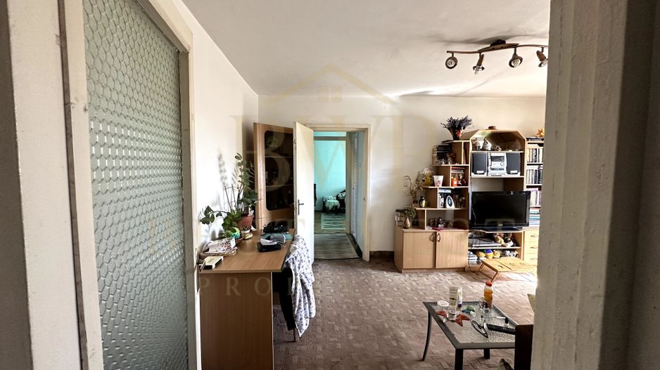 Apartament 3 camere, 2 bai, etaj intermediar, Dambovita - Poză 7