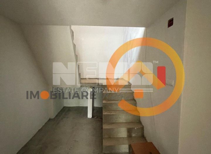 Vilă Modernă și Teren Arabil - Straja, Suceava - Poză 13