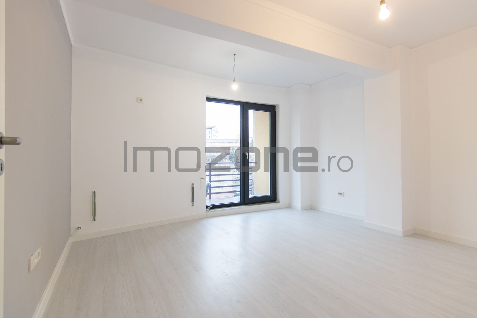 Grozavesti, 2 Camere, Decomandat, Finisat Complet, Gata De Mutare, - Poză 14