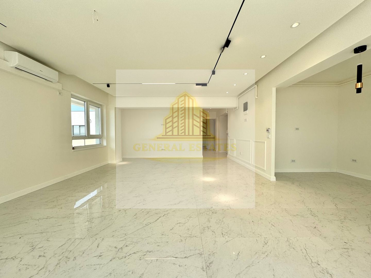 Vânzare Penthouse cu Terasă generoasă în Complexul Atrium Garden - Poză 9