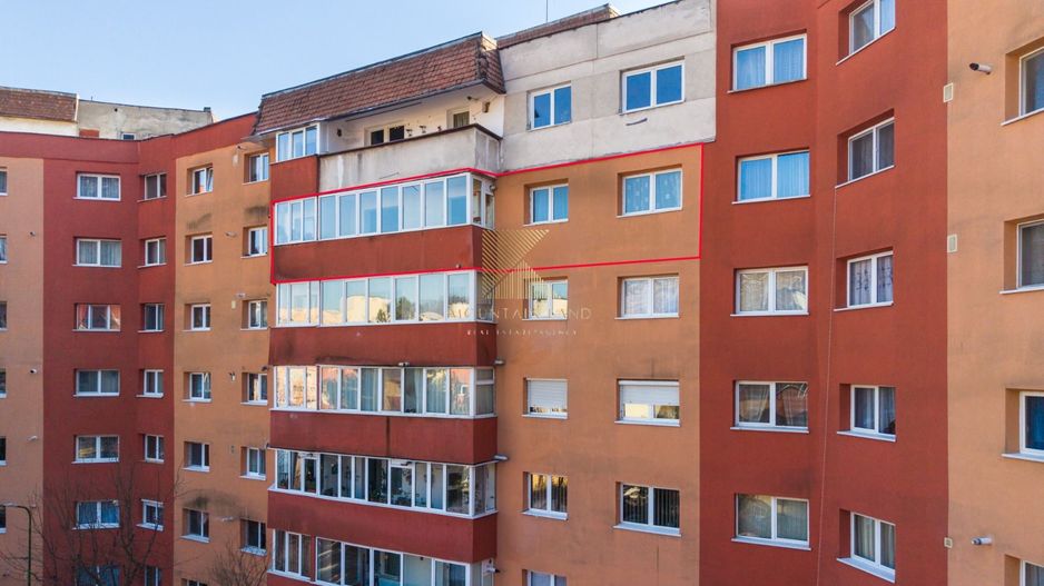 Apartament 3 camere, vedere superbă, Răcădău, str. Carpenului - Poză 18