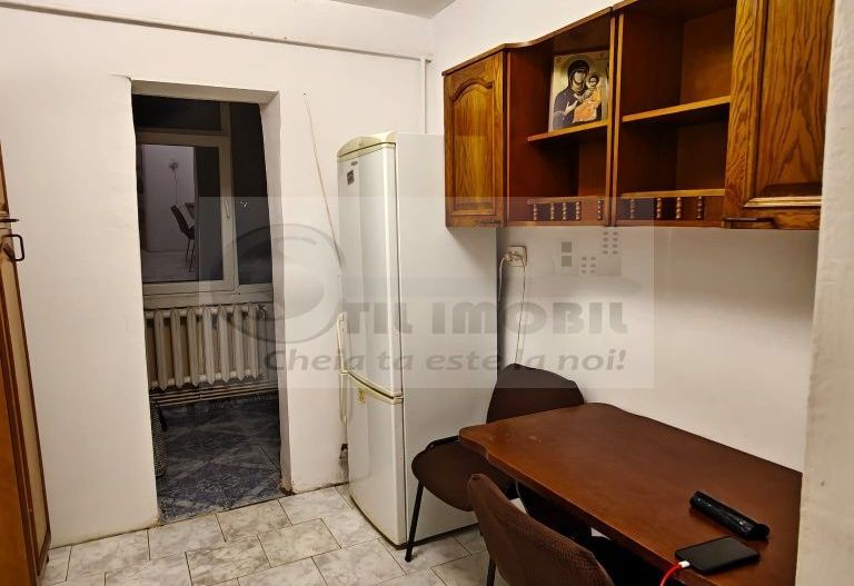 Apartament 2 camere decomandat - 56 mp - Nicolina - 380€ - Poză 5