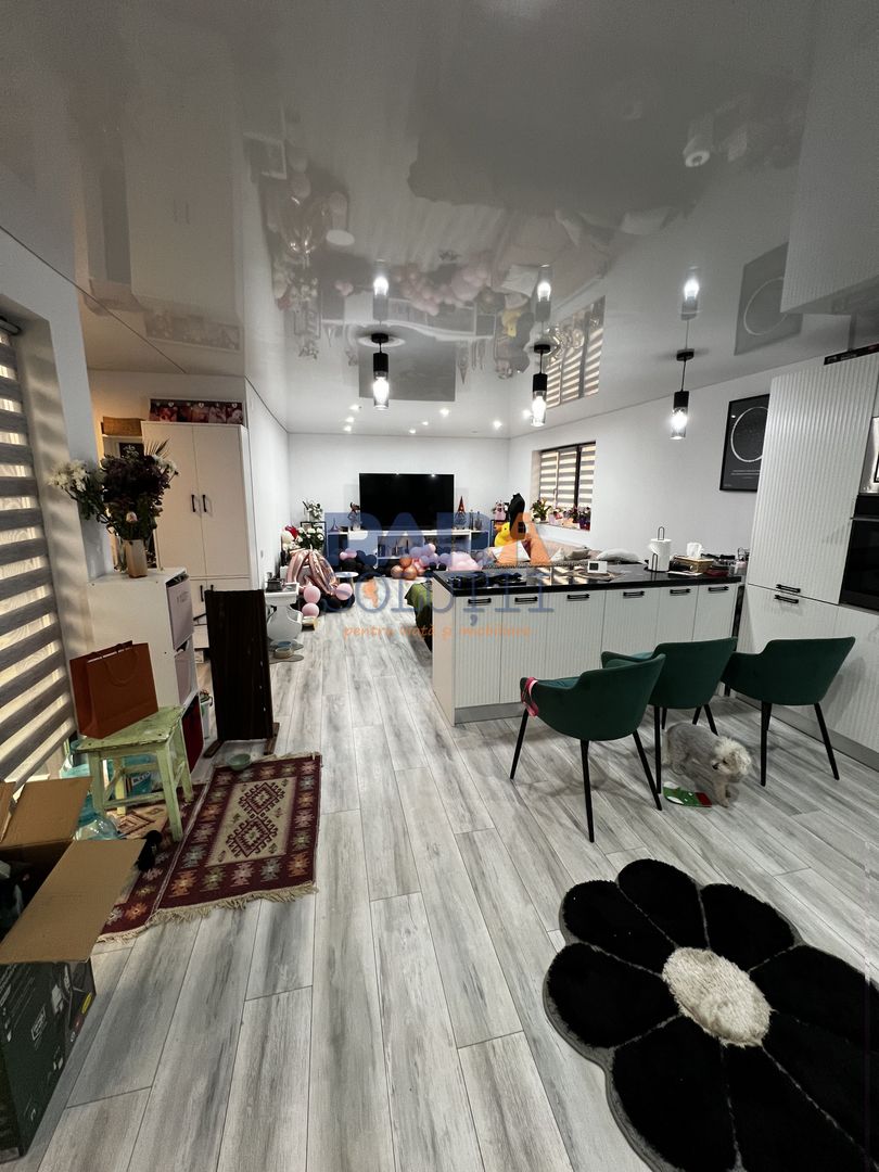 Casă la cheie - zona Ștrandului Municipal - Poză 1