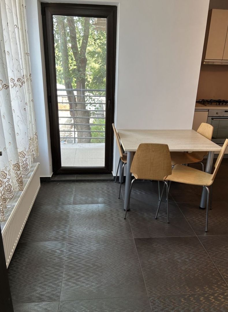 AP. 3 CAMERE BD. LAMINORULUI, LOC PARCARE, CENTRALA, BOXA, COMISION 0% - Poză 7