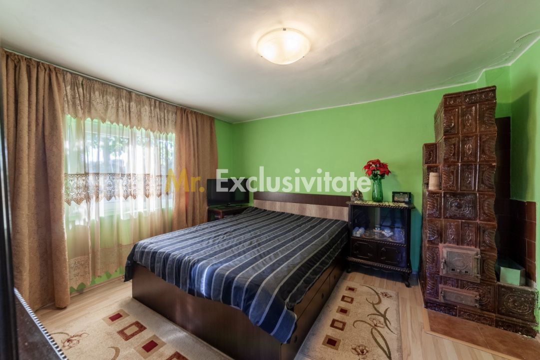 Casa vintage in Com. Uliești, Dambovița  cu  livadă generoasă și anexă - Poză 6