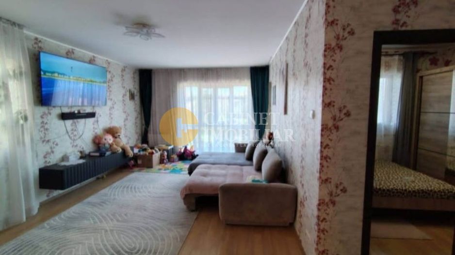 TATARASI - BLOC NOU INTABULAT - 2 CAMERE - ETAJ INTERMEDIAR + BOXA - Poză 1