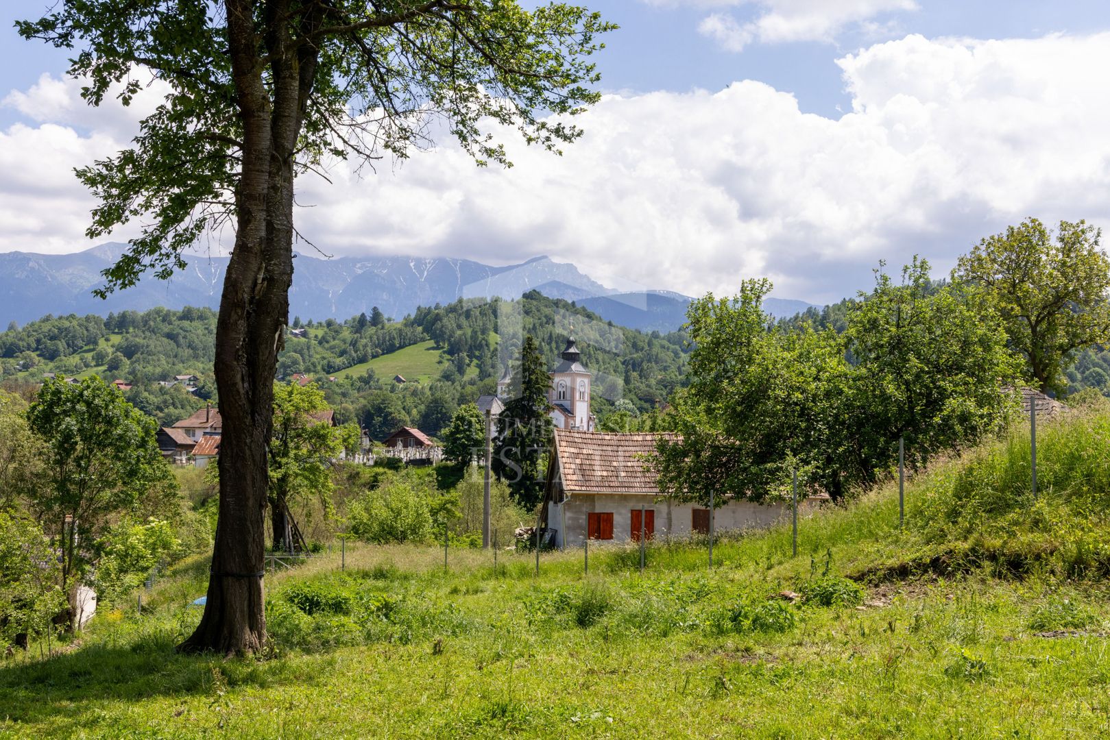 Moieciu de Jos |Teren 11.381 mp | Panoramă, potențial turistic - Poză 5