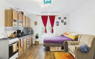 Casă cu 4 camere și teren de 800 mp în Zerind - Poză 4