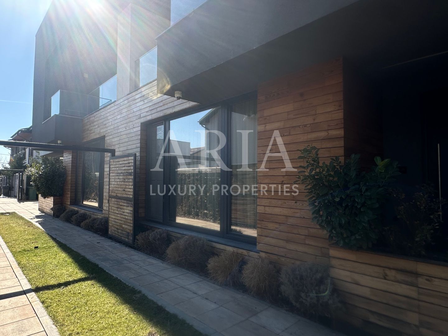 LEMON INTERIOR DESIGN VILLA - Poză 40