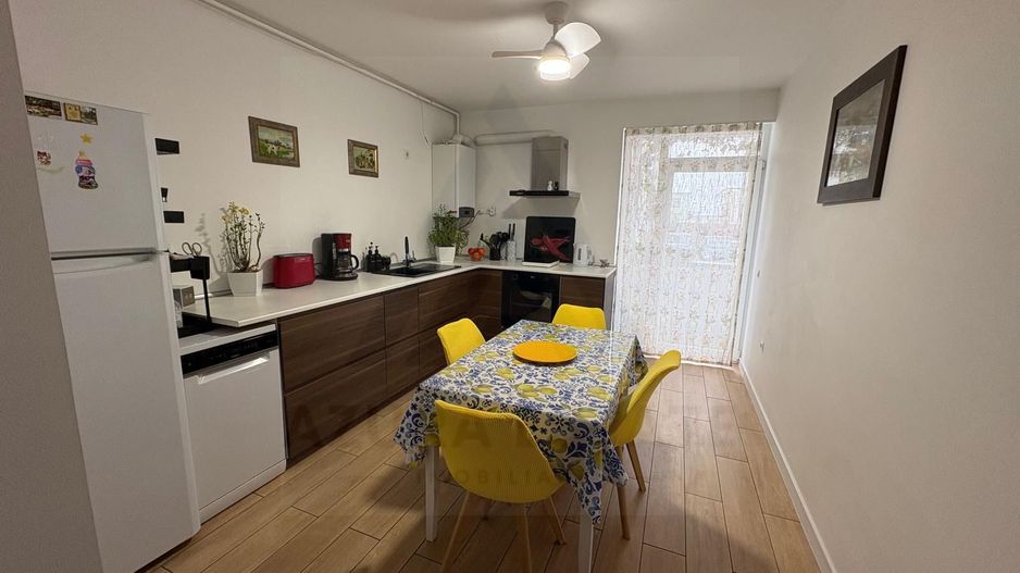 Apartament  premium 3 camere 83 mp utili 2 băi parcare zona Șelimbăr - Poză 8