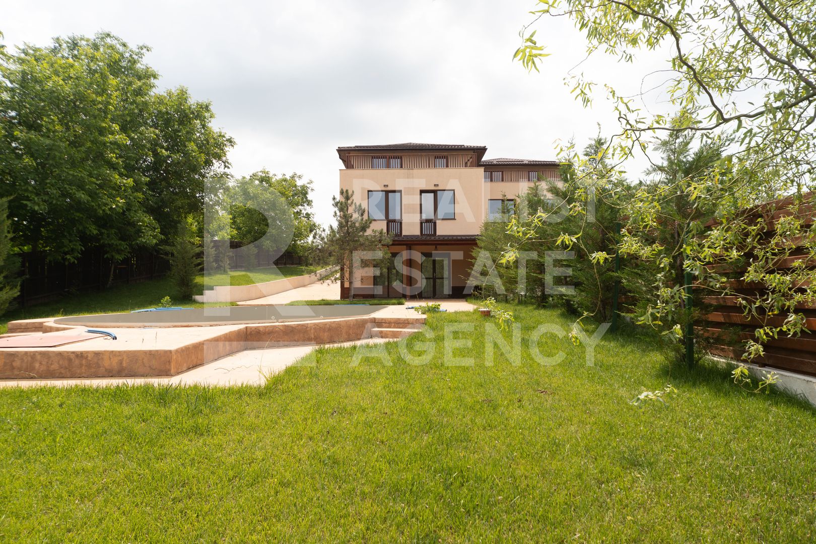 Casă cu piscină și ieșire la lacul Snagov - Poză 2