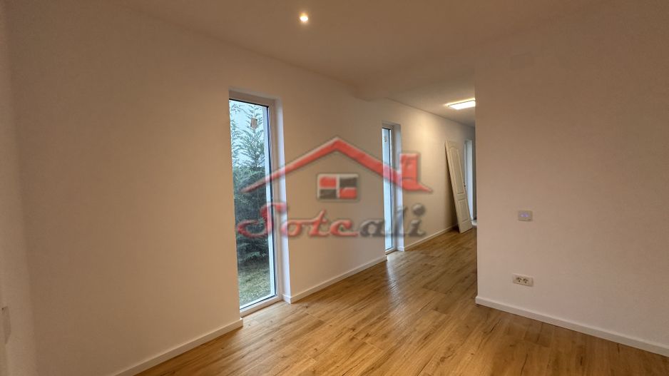 Casă Premium Parter Campina - Poză 22