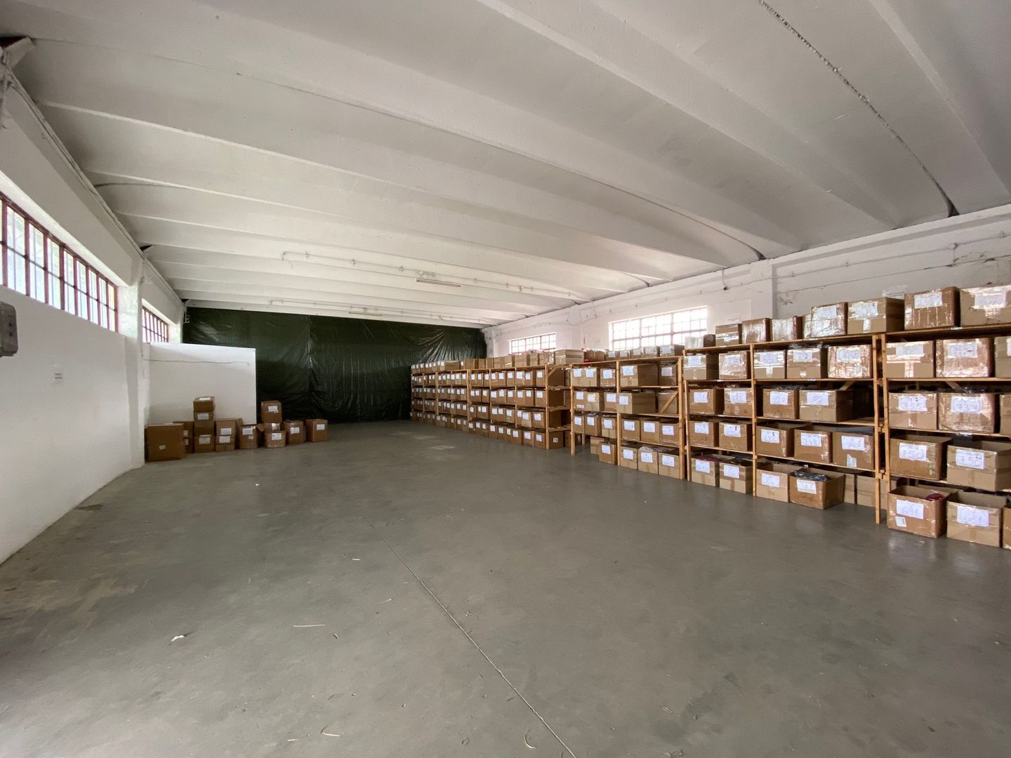 Hala 1.100 mp zona de S - Poză 2