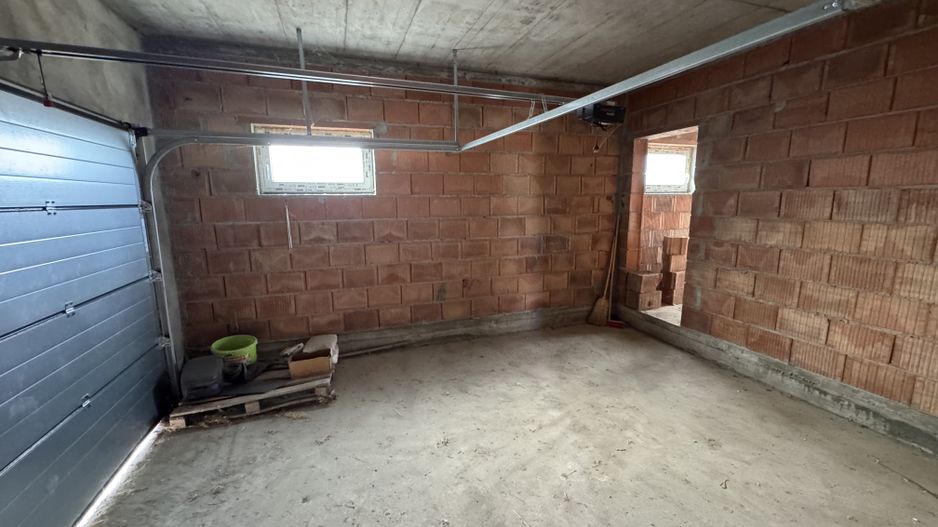 Casa Individuala Becicherecu Mic,P+M,5 Camere,3 Bai,Garaj,Teren Generos - Poză 10