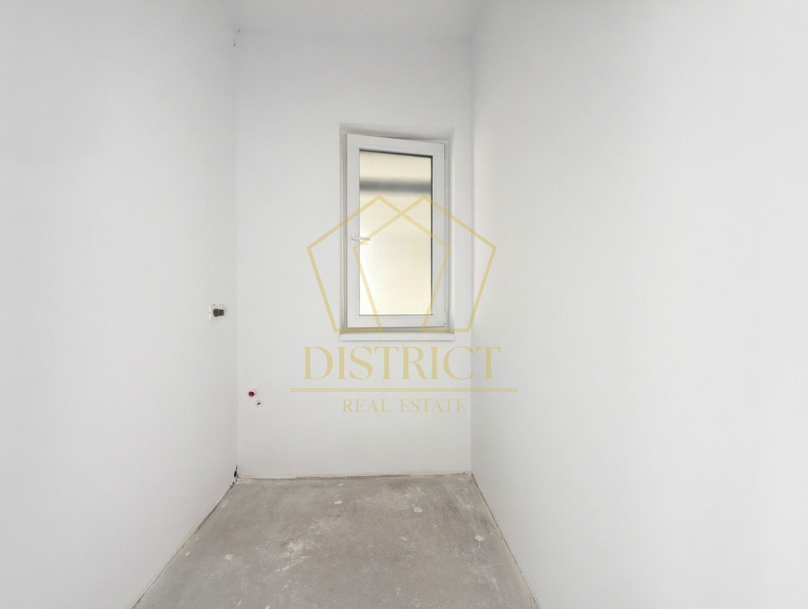 Duplex superb cu 5 camere despartit prin garaj | Dumbravita - Poză 4