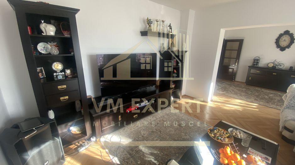 VILA S+P+E-306 MP, TEREN 2078 MP, CAMPULUNG - Poză 48