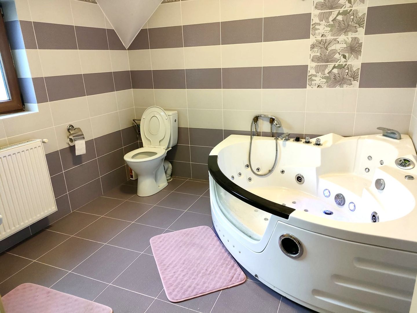 CASA SPATIOASA - Poză 17