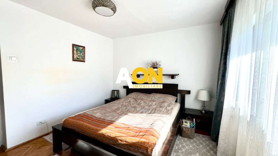 Apartament cu 3 camere, decomandat, Alba Iulia, zona Ampoi 3 - Poză 3